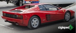 Shipping Ferrari Testarossa 1987